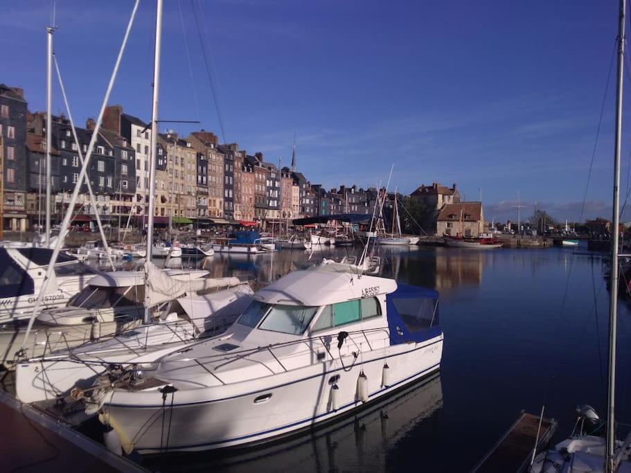Cote Lavoir A Honfleur, Parking Prive, Ascenseur Екстер'єр фото